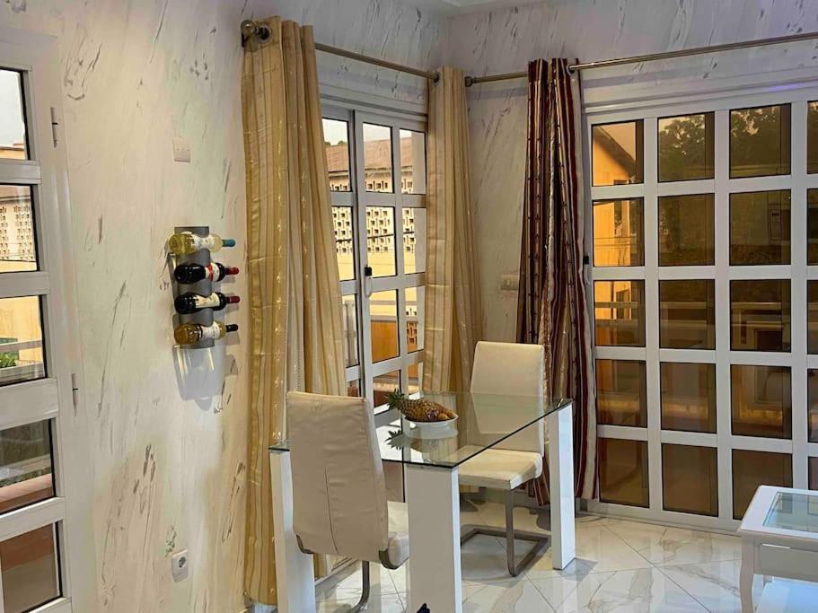 Appartement Altona Lomé Exteriör bild