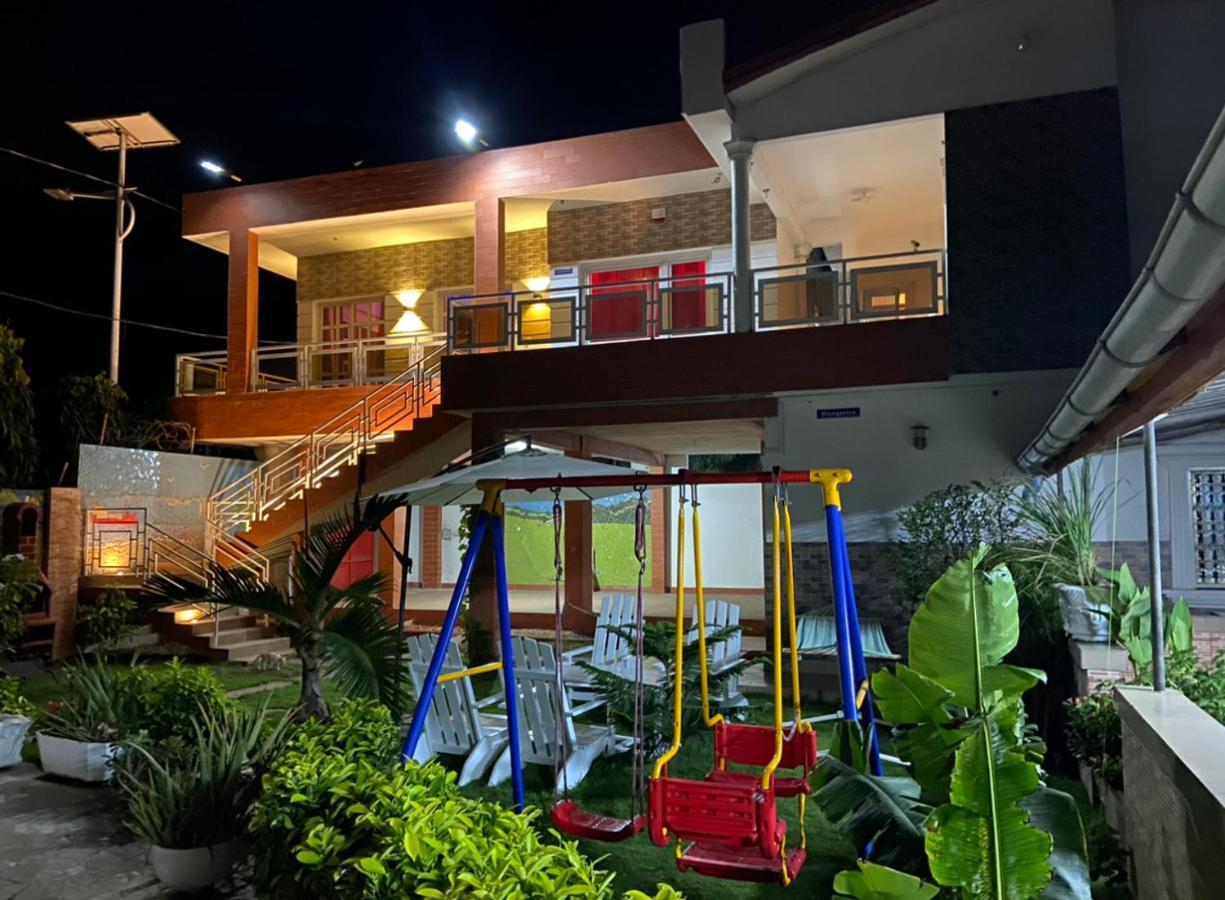 Appartement Altona Lomé Exteriör bild