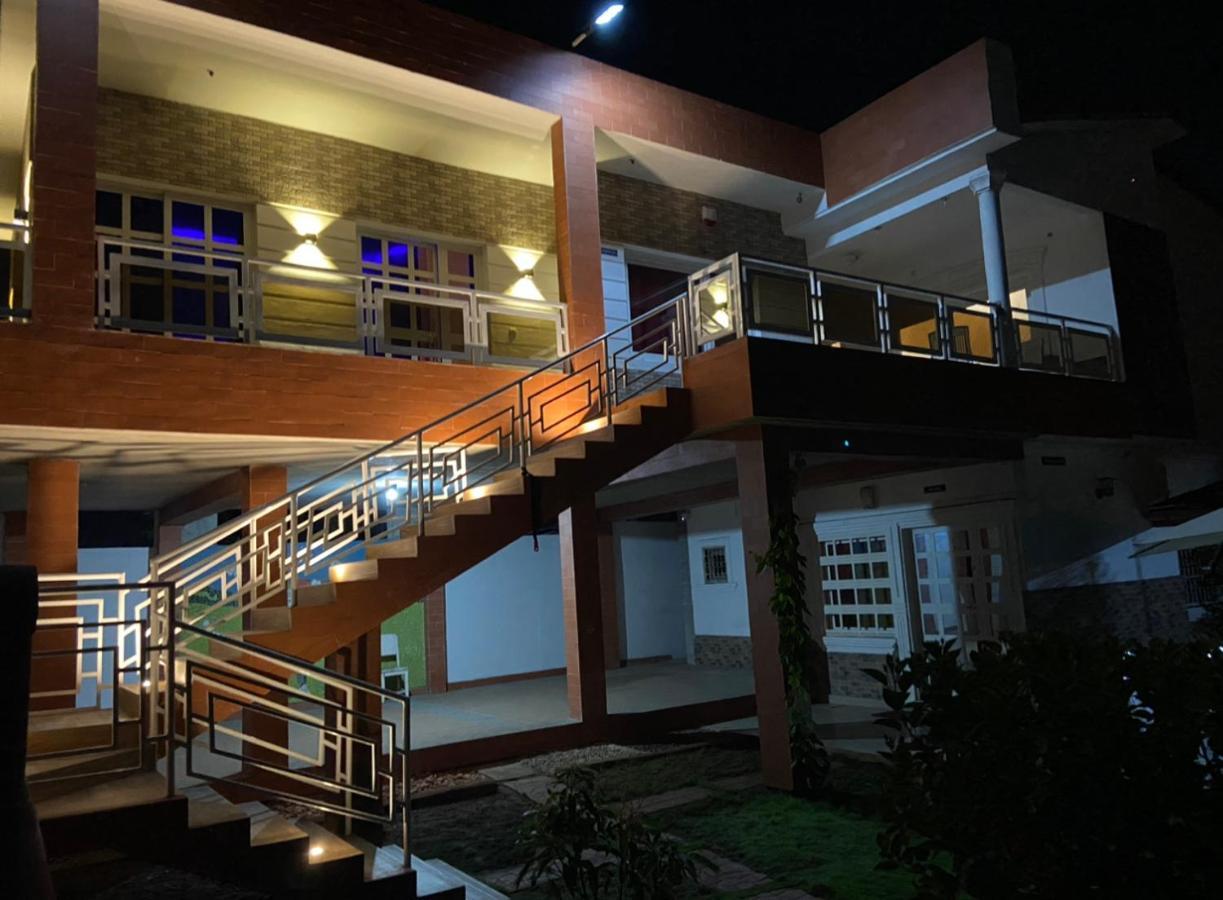 Appartement Altona Lomé Exteriör bild